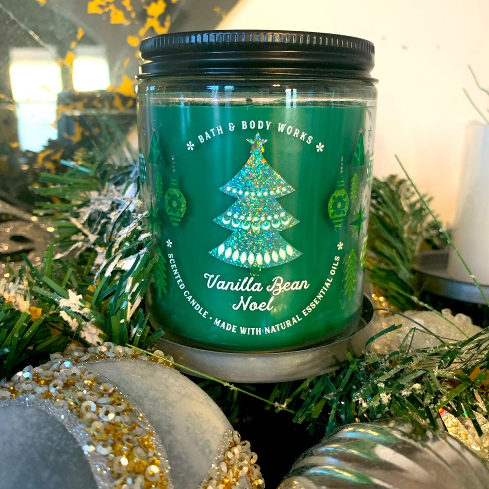 Vanilla Bean Noel Bath and Body Works Candle- Single Wick
